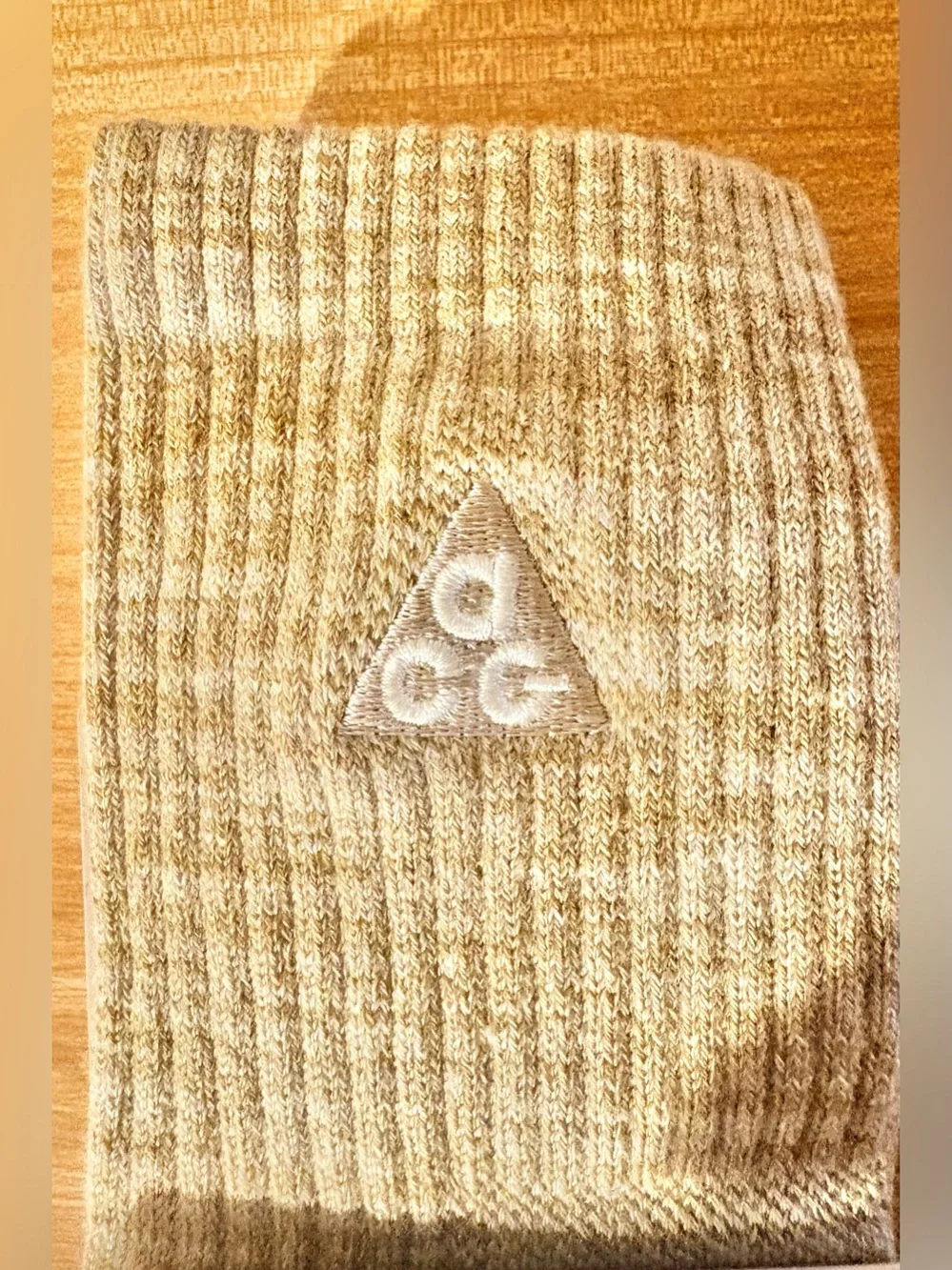 ACG Everyday Cushioned Crew Socks in Sail/Sea Women’s 4-6 NWT Beige Tan Neutral